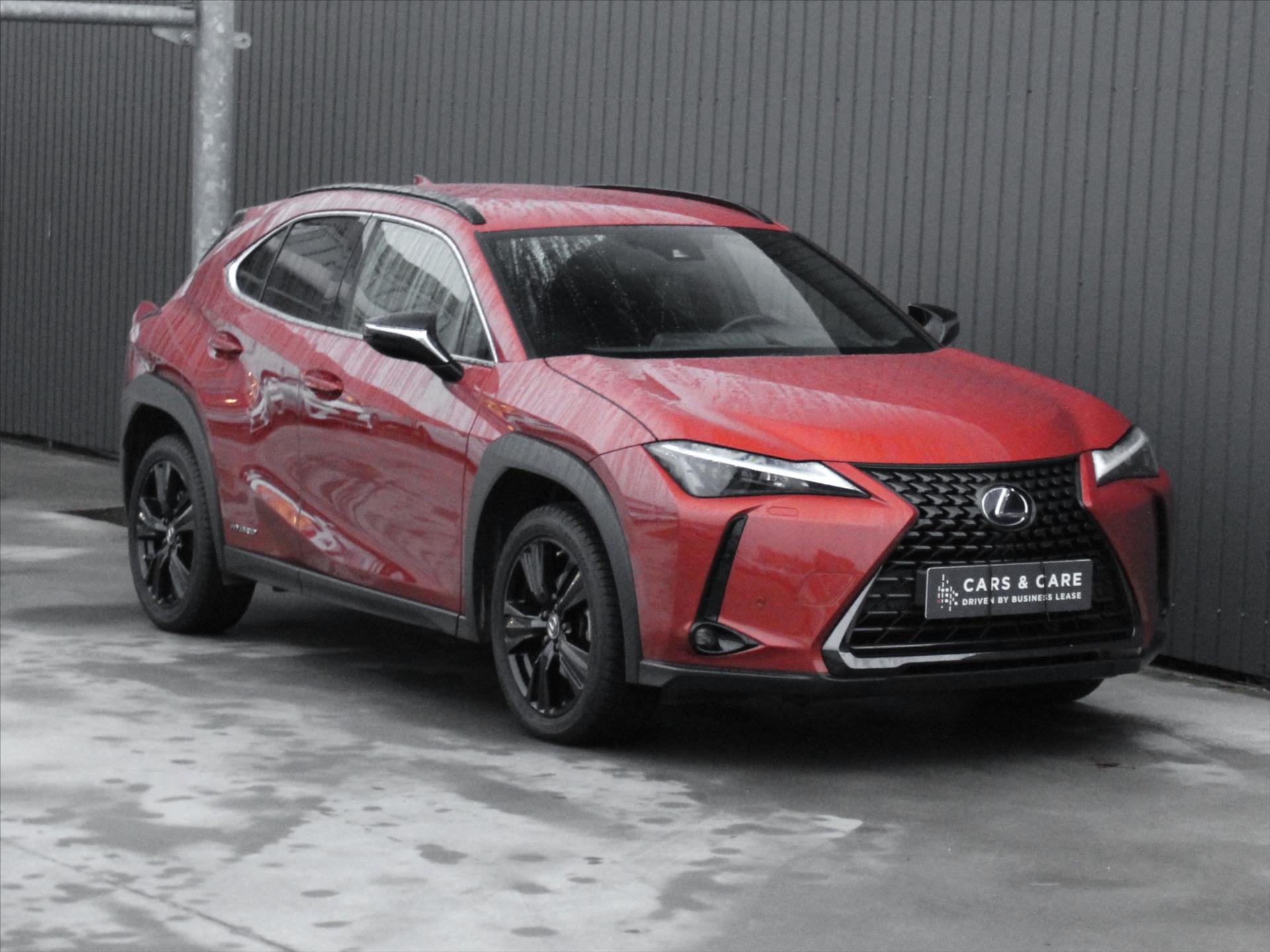 Lexus UX 250h
