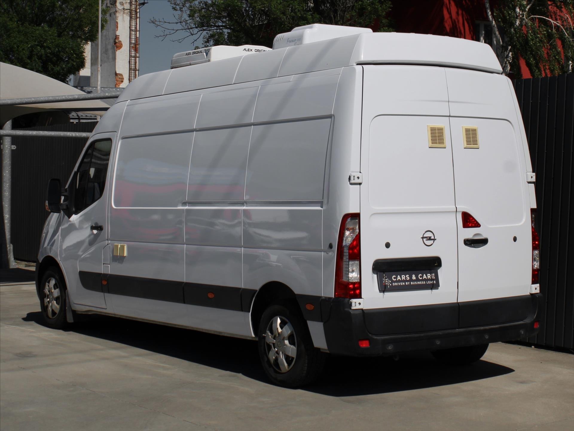 Opel Movano
