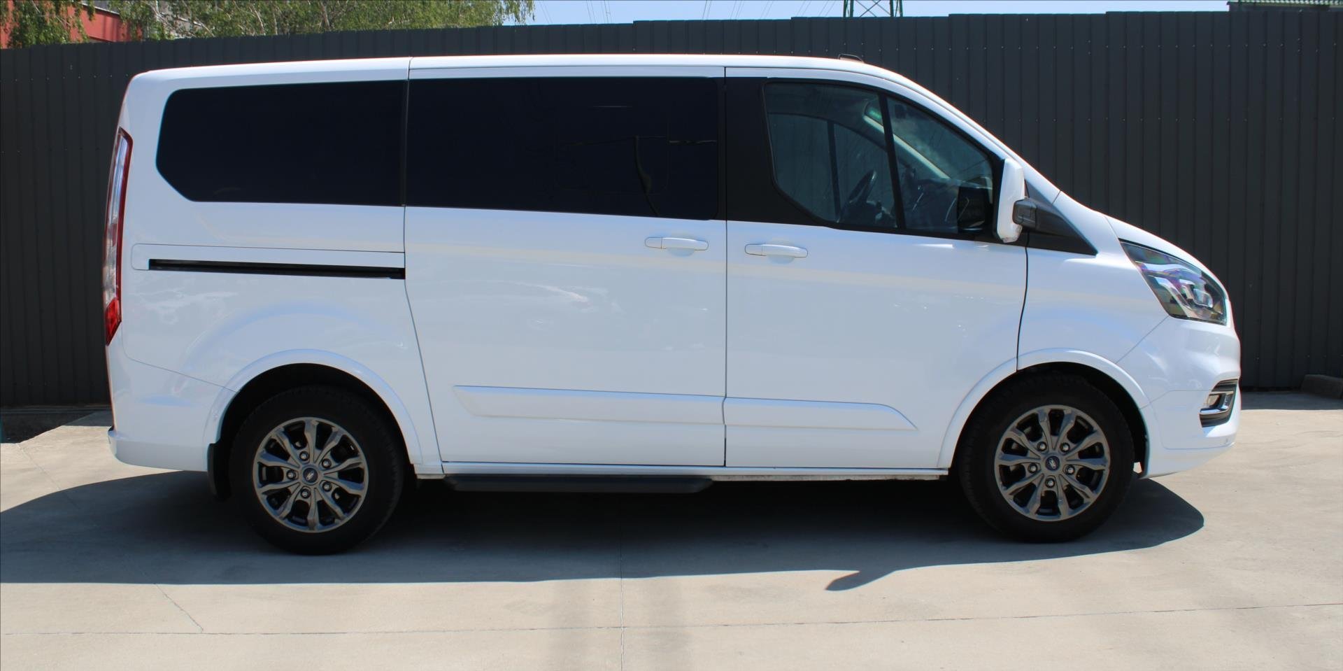 Ford Tourneo Custom
