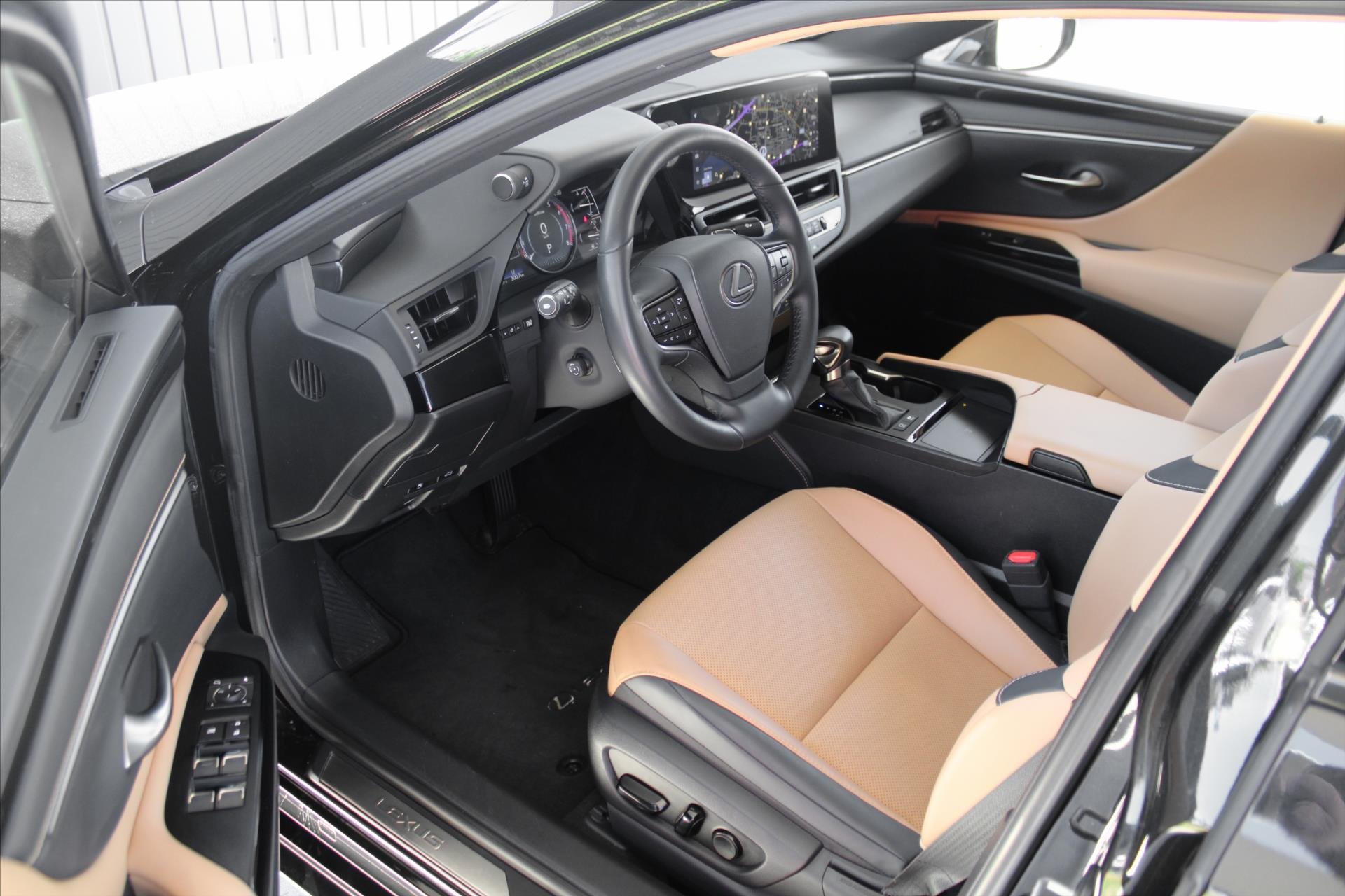 Lexus ES 300h