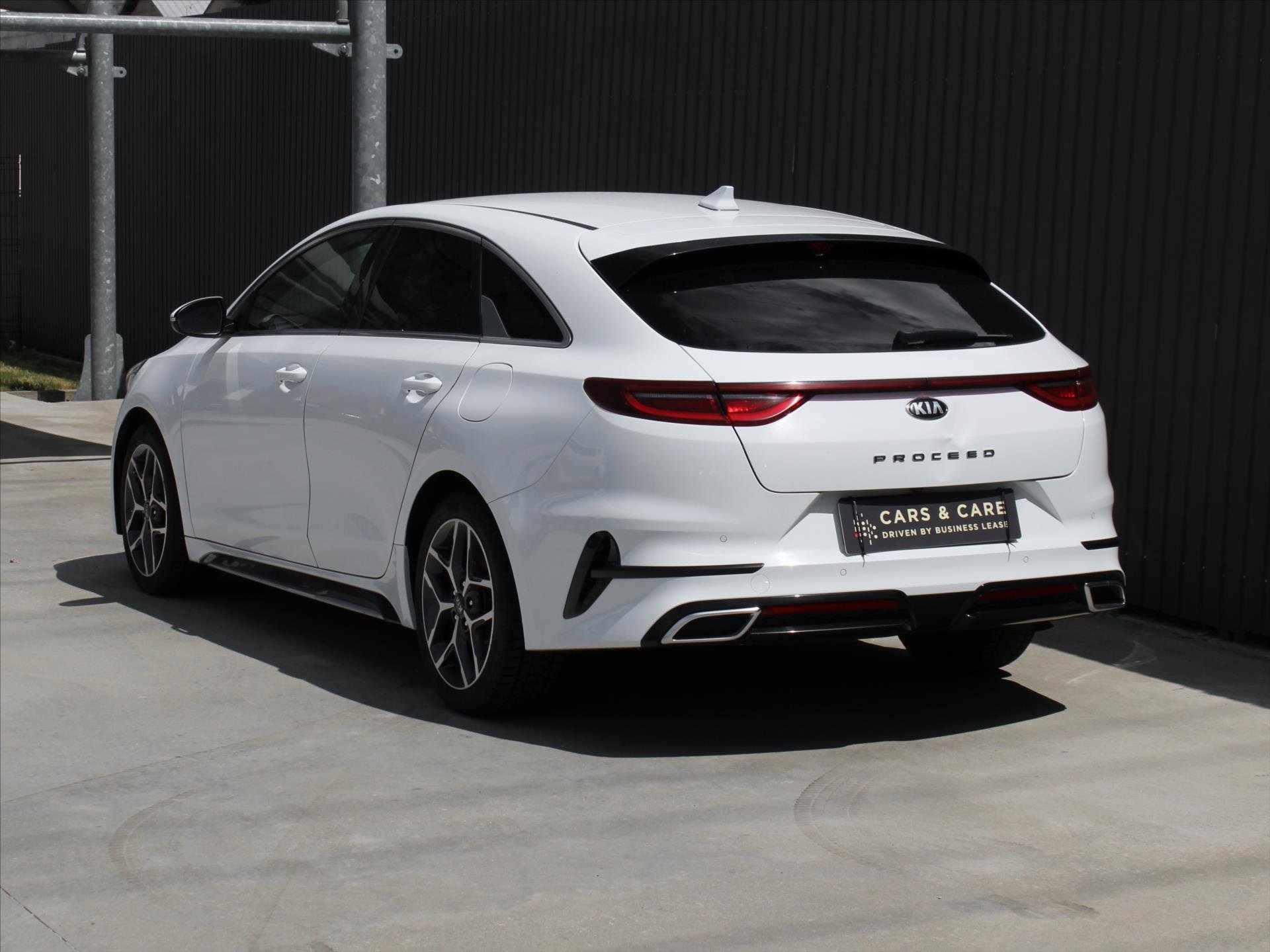 Kia ProCeed